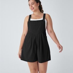 NWT Halara Overalls with Pockets and Adjustable Straps